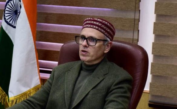 'सीएम उमर अब्दुल्ला ने कहा, अमित शाह से मुलाकात में कठुआ, सोपोर में हुई मौतों पर चर्चा हुई | '